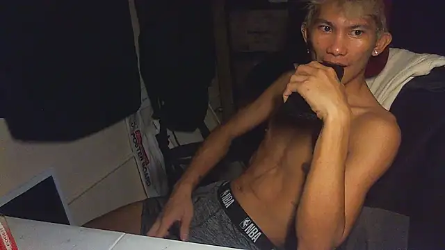 jhaycobXgarcia online show from 03-06-26, 01:29