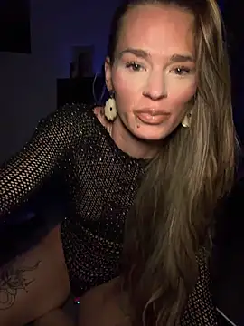 Snapshot of vinique99 chatting on 02-18-26, 09:22 vinique99 online show from 02-18-26, 09:22