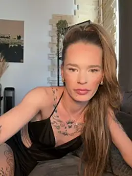 Snapshot of vinique99 chatting on 03-08-26, 01:26 vinique99 online show from 03-08-26, 01:26