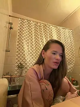 Snapshot of vinique99 chatting on 03-12-26, 10:49 vinique99 online show from 03-12-26, 10:49