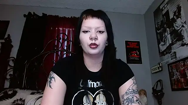 Snapshot of Bettieee_Agura chatting on 04-08-26, 11:16 Bettieee Agura online show from 04-08-26, 11:16