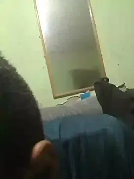 Snapshot of mavyz56 chatting on 02-15-26, 12:51 mavyz56 online show from 02-15-26, 12:51