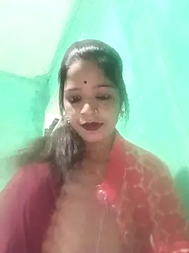 Juli pande online show from 12-17-25, 04:02