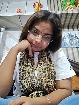 Himani 0122 online show from 06-14-26, 04:58