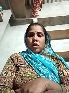 Snapshot of Shreya_pandit chatting on 02-16-26, 06:37 Shreya pandit online show from 02-16-26, 06:37