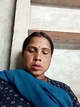 Snapshot of Shreya_pandit chatting on 02-28-26, 12:17 Shreya pandit online show from 02-28-26, 12:17