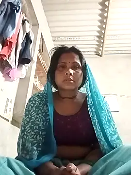 Snapshot of Shreya_pandit chatting on 03-02-26, 01:08 Shreya pandit online show from 03-02-26, 01:08