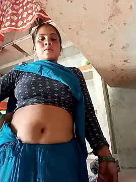 Snapshot of Shreya_pandit chatting on 03-05-26, 06:53 Shreya pandit online show from 03-05-26, 06:53