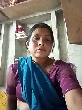 Snapshot of Shreya_pandit chatting on 03-07-26, 06:05 Shreya pandit online show from 03-07-26, 06:05