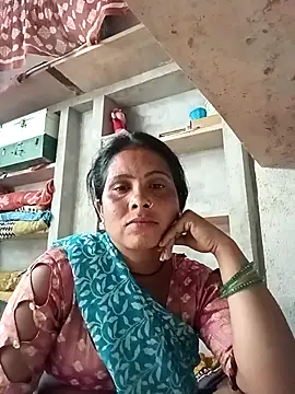 Snapshot of Shreya_pandit chatting on 03-08-26, 05:11 Shreya pandit online show from 03-08-26, 05:11