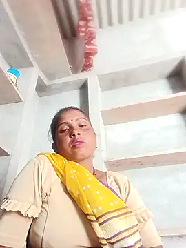 Snapshot of Shreya_pandit chatting on 03-13-26, 06:20 Shreya pandit online show from 03-13-26, 06:20