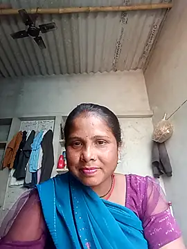 Snapshot of Shreya_pandit chatting on 03-14-26, 09:15 Shreya pandit online show from 03-14-26, 09:15