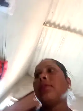 Snapshot of Shreya_pandit chatting on 03-22-26, 08:29 Shreya pandit online show from 03-22-26, 08:29