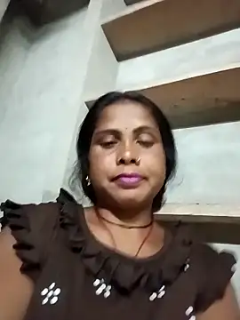 Snapshot of Shreya_pandit chatting on 03-24-26, 05:07 Shreya pandit online show from 03-24-26, 05:07