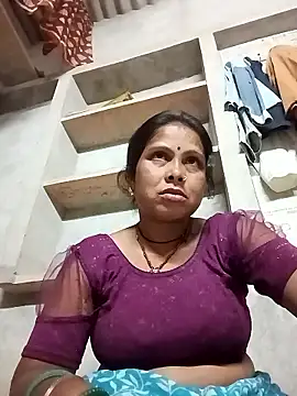 Snapshot of Shreya_pandit chatting on 03-29-26, 06:30 Shreya pandit online show from 03-29-26, 06:30