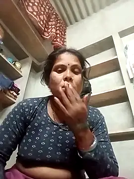 Snapshot of Shreya_pandit chatting on 03-30-26, 06:42 Shreya pandit online show from 03-30-26, 06:42