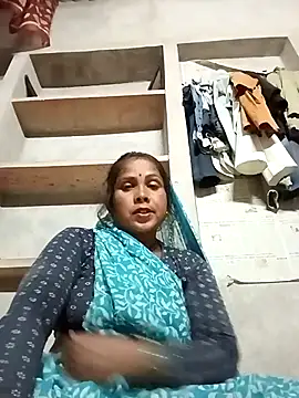 Snapshot of Shreya_pandit chatting on 04-15-26, 05:09 Shreya pandit online show from 04-15-26, 05:09