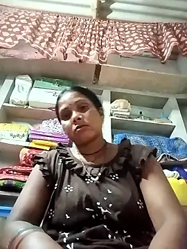Snapshot of Shreya_pandit chatting on 04-18-26, 07:07 Shreya pandit online show from 04-18-26, 07:07