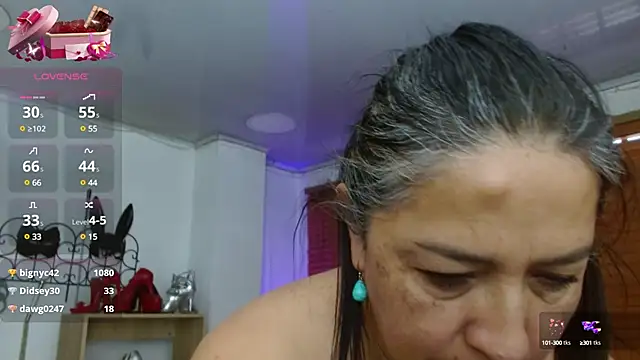 Snapshot of paola_xm chatting on 02-06-25, 01:43 paola xm online show from 02-06-25, 01:43