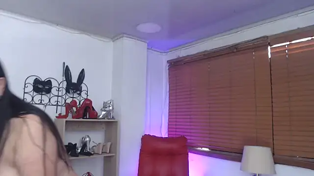 Snapshot of paola_xm chatting on 02-20-25, 01:40 paola xm online show from 02-20-25, 01:40