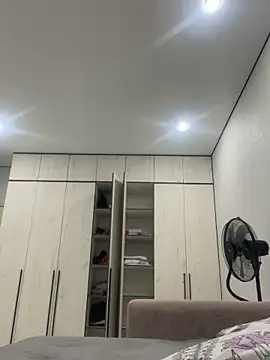 Snapshot of Sarah2127 chatting on 03-18-26, 01:03 Sarah2127 online show from 03-18-26, 01:03