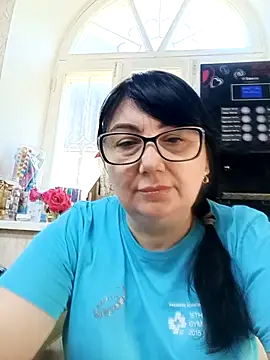 MariSwan222 online show from 06-08-26, 06:47