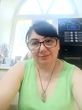 MariSwan222 online show from 06-12-26, 06:34