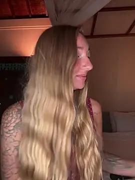 OpheliaRoxx online show from 12-20-25, 12:40