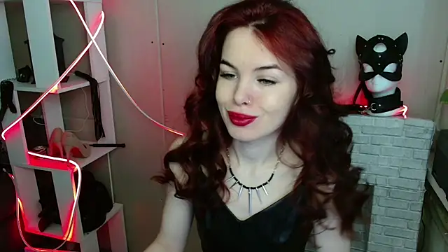 hot neighbor online show from 05-05-26, 05:26