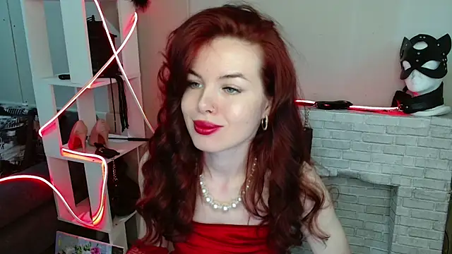 hot neighbor online show from 05-09-26, 05:12