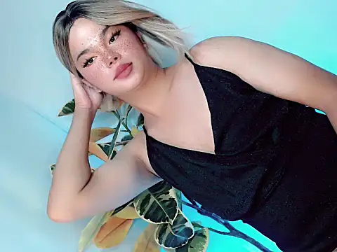 Shaneloveme online show from 06-04-26, 07:31