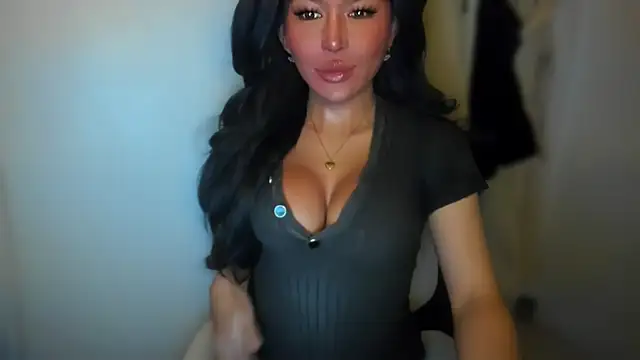 Snapshot of mxshemale_ladyboy chatting on 12-05-24, 10:01 mxshemale ladyboy online show from 12-05-24, 10:01