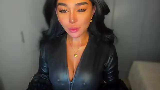 Snapshot of mxshemale_ladyboy chatting on 12-29-24, 06:38 mxshemale ladyboy online show from 12-29-24, 06:38