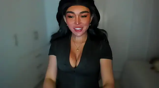 Snapshot of mxshemale_ladyboy chatting on 01-08-25, 11:09 mxshemale ladyboy online show from 01-08-25, 11:09