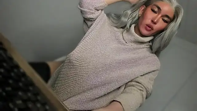 Snapshot of mxshemale_ladyboy chatting on 02-27-26, 06:30 mxshemale ladyboy online show from 02-27-26, 06:30