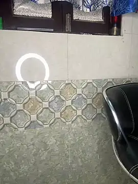 Snapshot of Oh_Priya chatting on 02-23-26, 05:21 Oh Priya online show from 02-23-26, 05:21