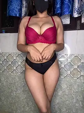 Snapshot of Oh_Priya chatting on 03-10-26, 06:02 Oh Priya online show from 03-10-26, 06:02