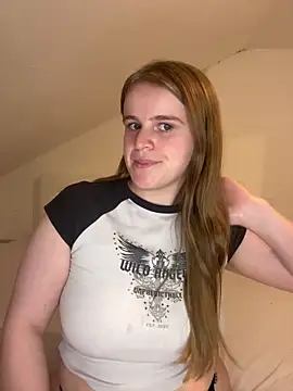 Snapshot of daddysgirly003 chatting on 03-28-26, 09:47 daddysgirly003 online show from 03-28-26, 09:47