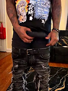 daddydarkskindikk online show from 01-12-26, 05:51