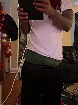 daddydarkskindikk online show from 02-24-26, 08:40