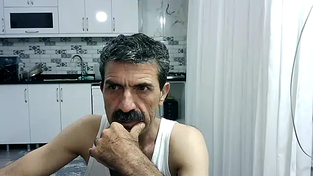 Snapshot of kobra21turki chatting on 05-18-26, 10:04 kobra21turki online show from 05-18-26, 10:04