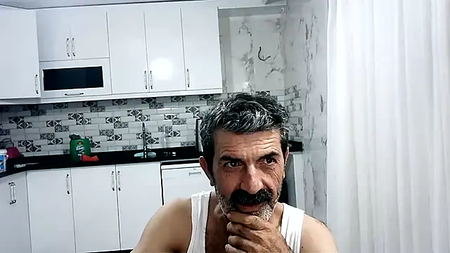 Snapshot of kobra21turki chatting on 06-25-26, 07:40 kobra21turki online show from 06-25-26, 07:40