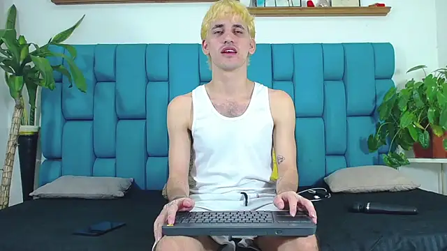 boy Dirty X online show from 06-19-26, 05:23