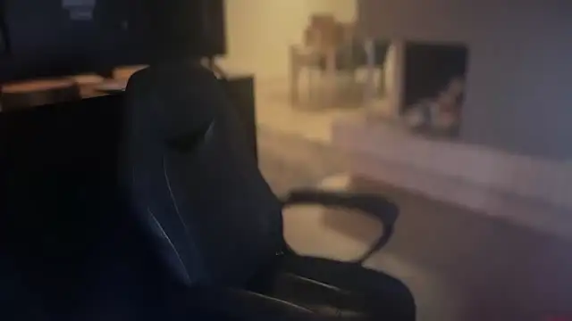 Snapshot of Melina_Diamond chatting on 01-16-26, 10:14 Melina Diamond online show from 01-16-26, 10:14