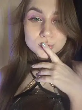 Snapshot of Luna_Luvgoon chatting on 03-29-26, 02:17 Luna Luvgoon online show from 03-29-26, 02:17