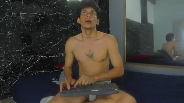 Emer santos online show from 01-06-26, 03:54