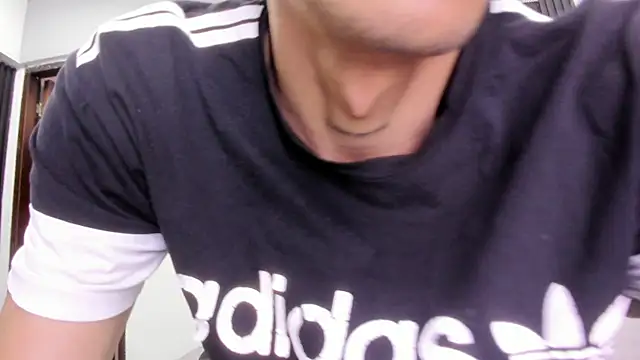 Snapshot of Emer_santos chatting on 03-04-26, 07:53 Emer santos online show from 03-04-26, 07:53