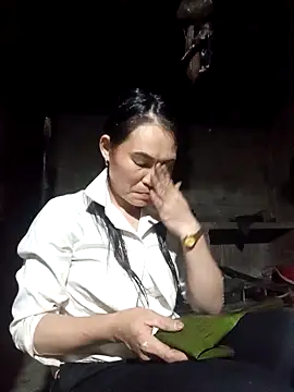 Girl cutee online show from 03-17-26, 12:52