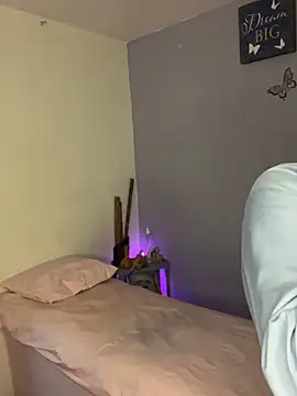 Snapshot of Amyy_1 chatting on 03-23-26, 11:31 Amyy 1 online show from 03-23-26, 11:31