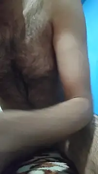 Snapshot of Tall7boy7 chatting on 01-11-26, 04:56 Tall7boy7 online show from 01-11-26, 04:56